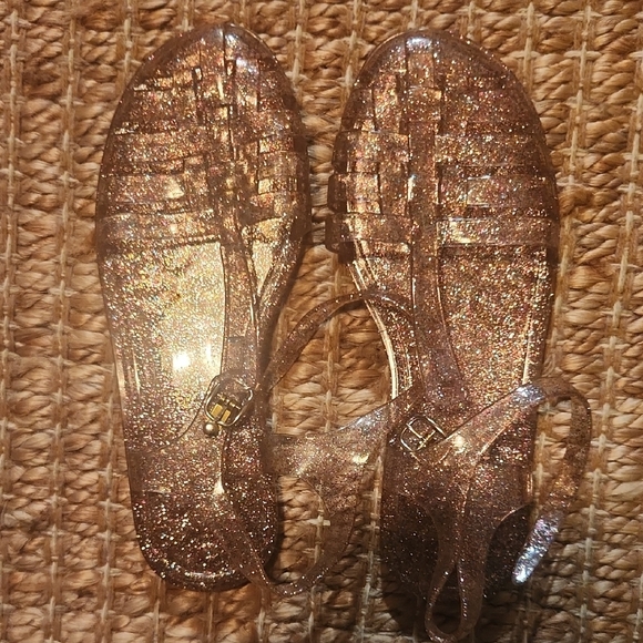 Glossy Gold Sandals with Woven Design - Picture 1 of 4